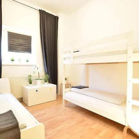 Big Place In Center With Parking Apartment