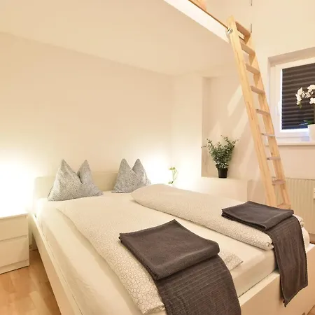 Big Place In Center With Parking Інсбрук