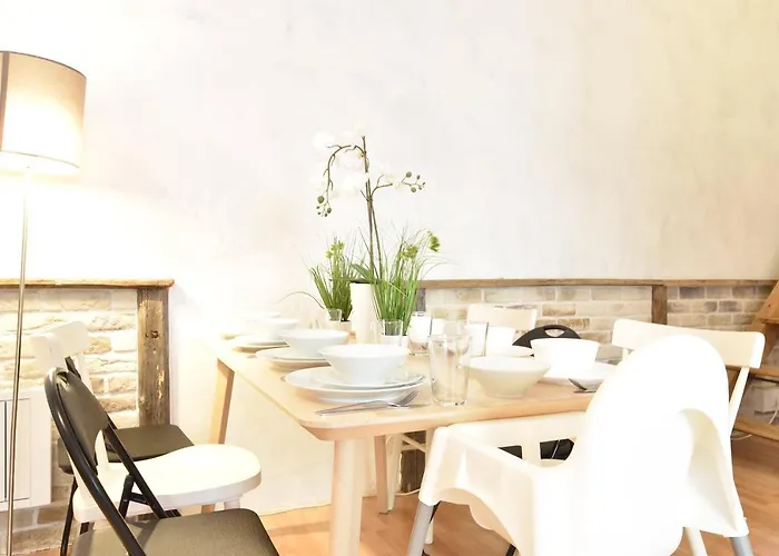 Big Place In Center With Parking Lejlighed *