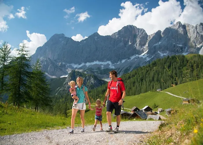 Big Place In Center With Parking * Innsbruck